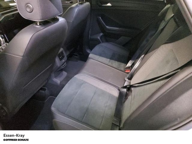 Volkswagen T-Roc 2022 г. Белый, пробег 47692 км