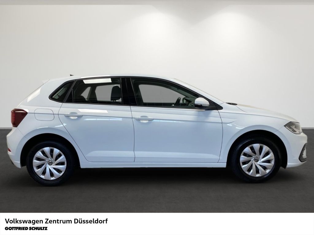 Volkswagen Polo 2023 г. Белый, пробег 41700 км