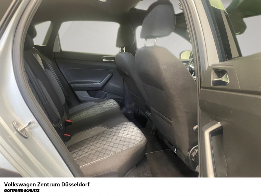 Volkswagen Taigo 2023 г. Серебристый, пробег 35860 км