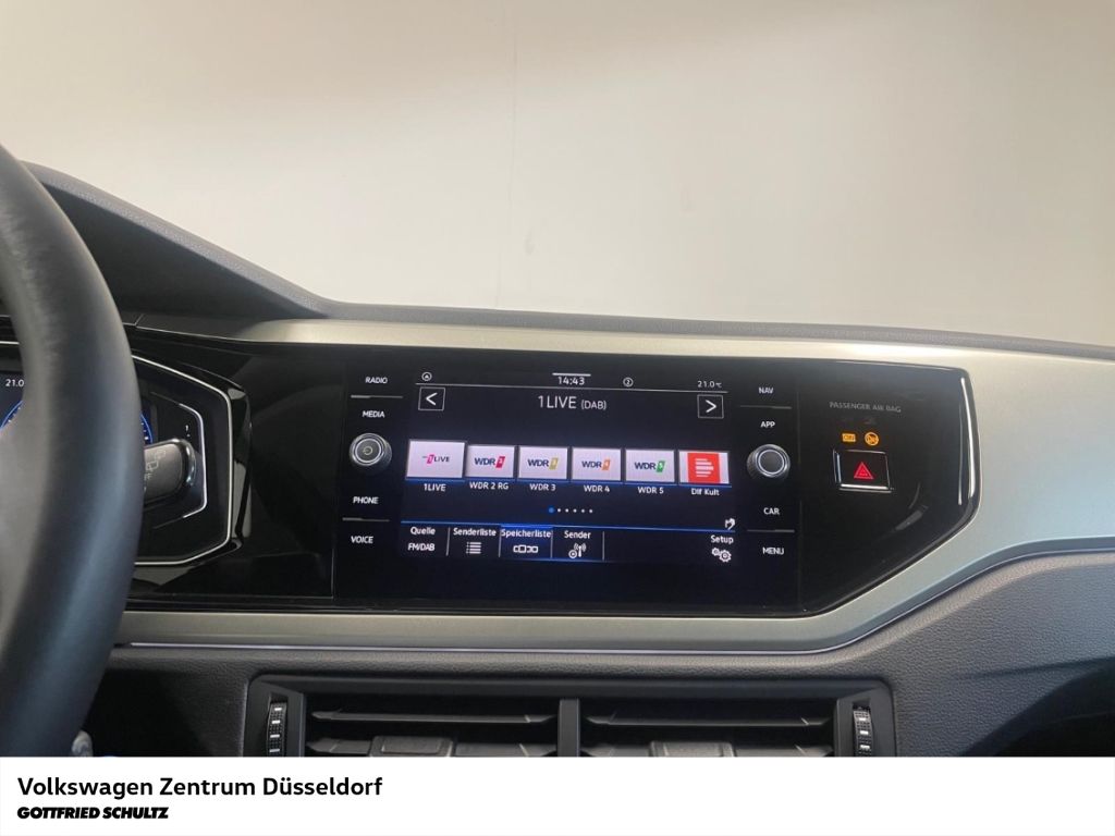 Volkswagen Polo 2024 г. Чёрный, пробег 42641 км
