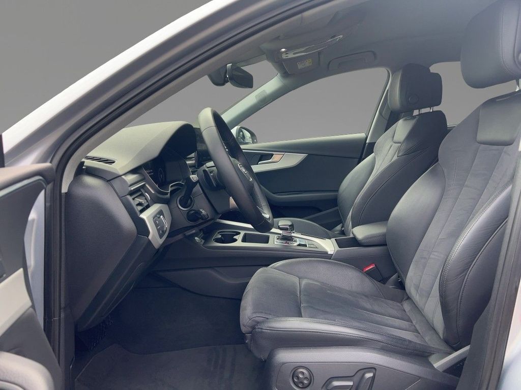 Audi A4 2023 г. Серебристый, пробег 55320 км