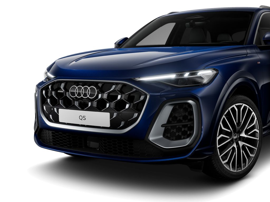Audi Q5 2025 г. Синий, пробег 7280 км