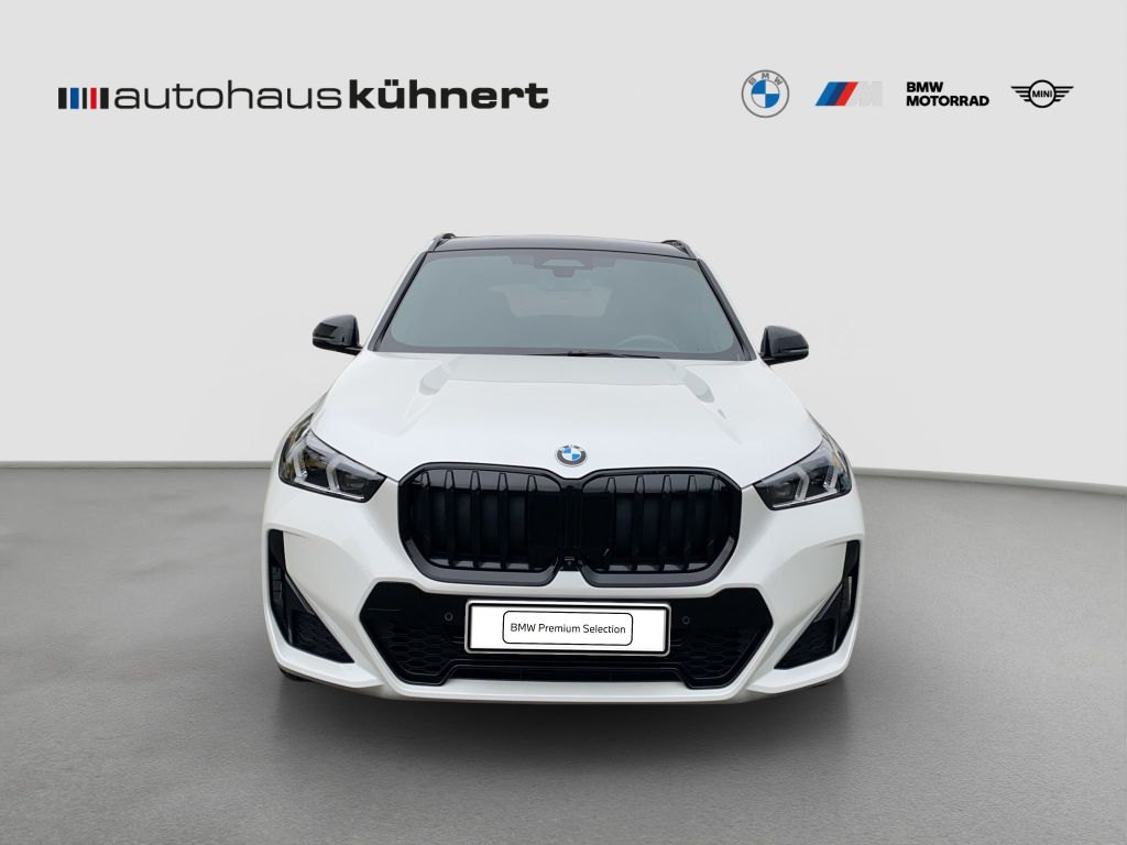 BMW X1 2023 г. Белый, пробег 59995 км