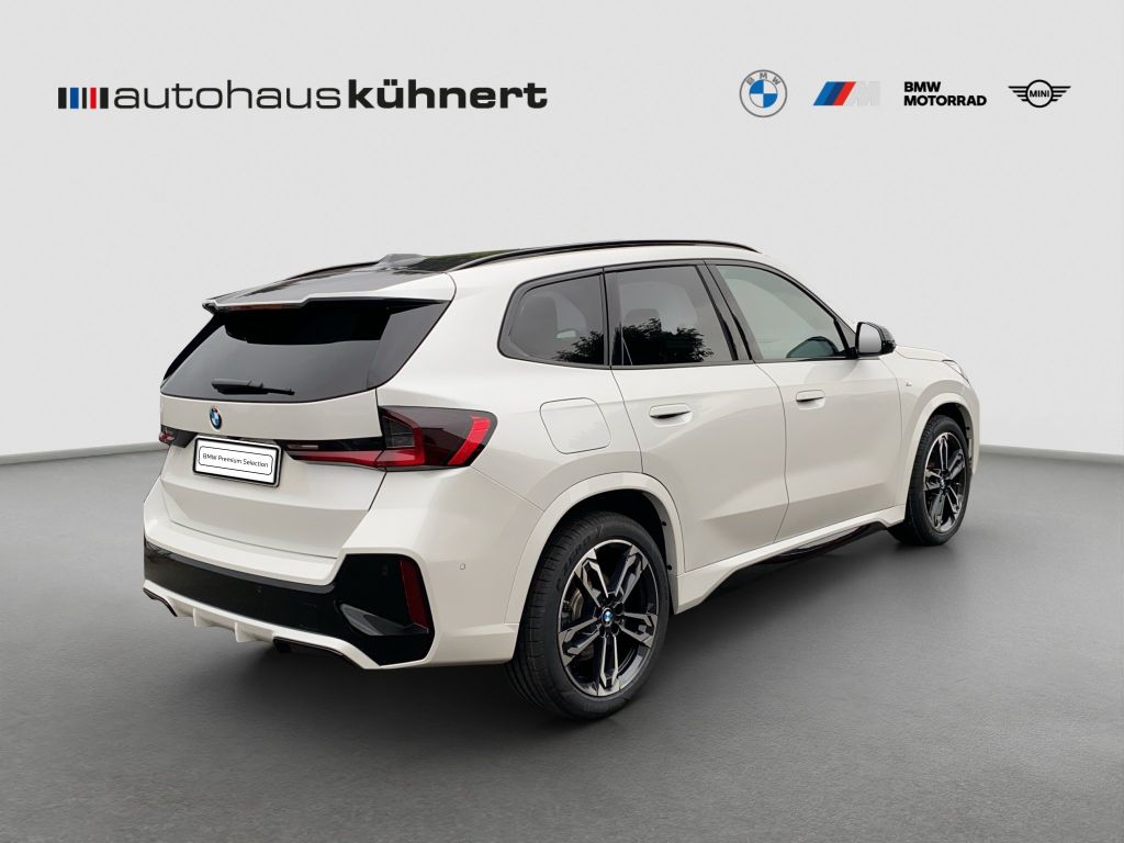 BMW X1 2023 г. Белый, пробег 59995 км