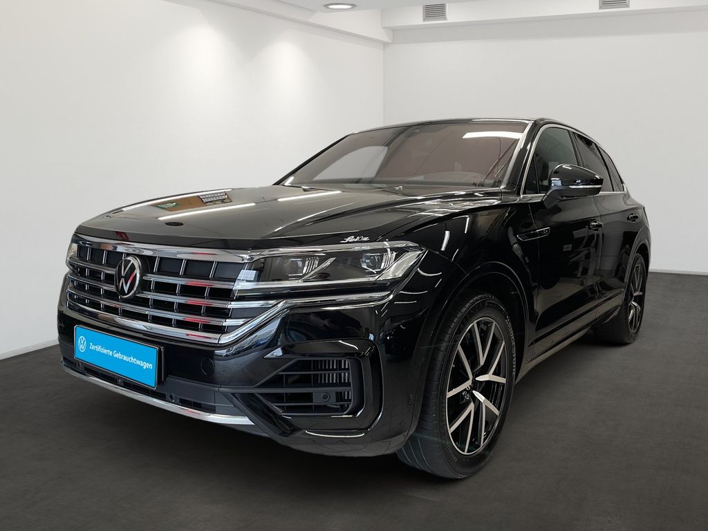 Volkswagen Touareg 2022 г. Чёрный, пробег 39160 км