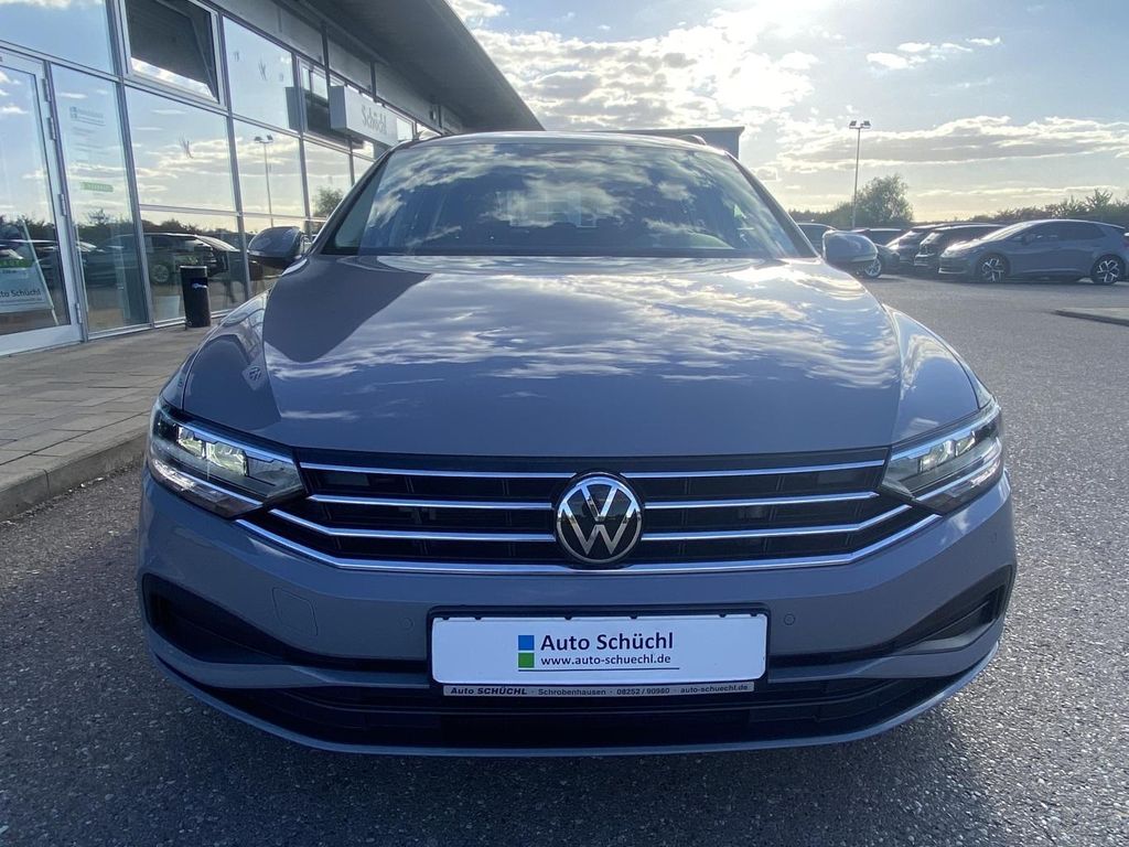 Volkswagen PASSAT VARIANT 2023 г. Серый, пробег 30310 км