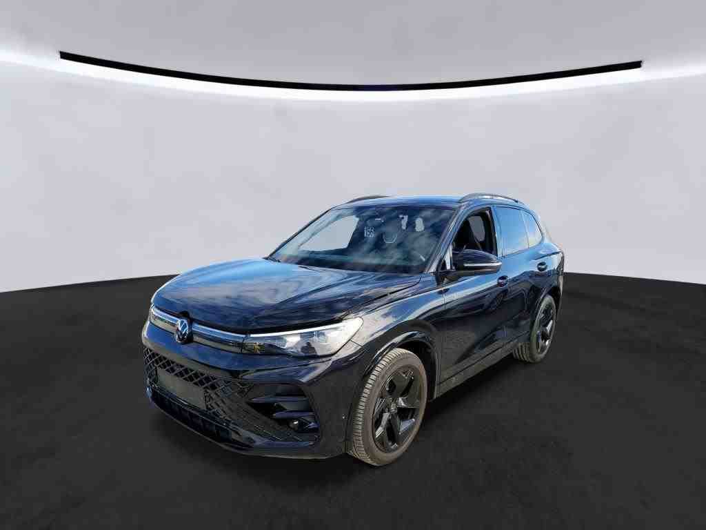 Volkswagen Tiguan 2024 г. Чёрный, пробег 57200 км