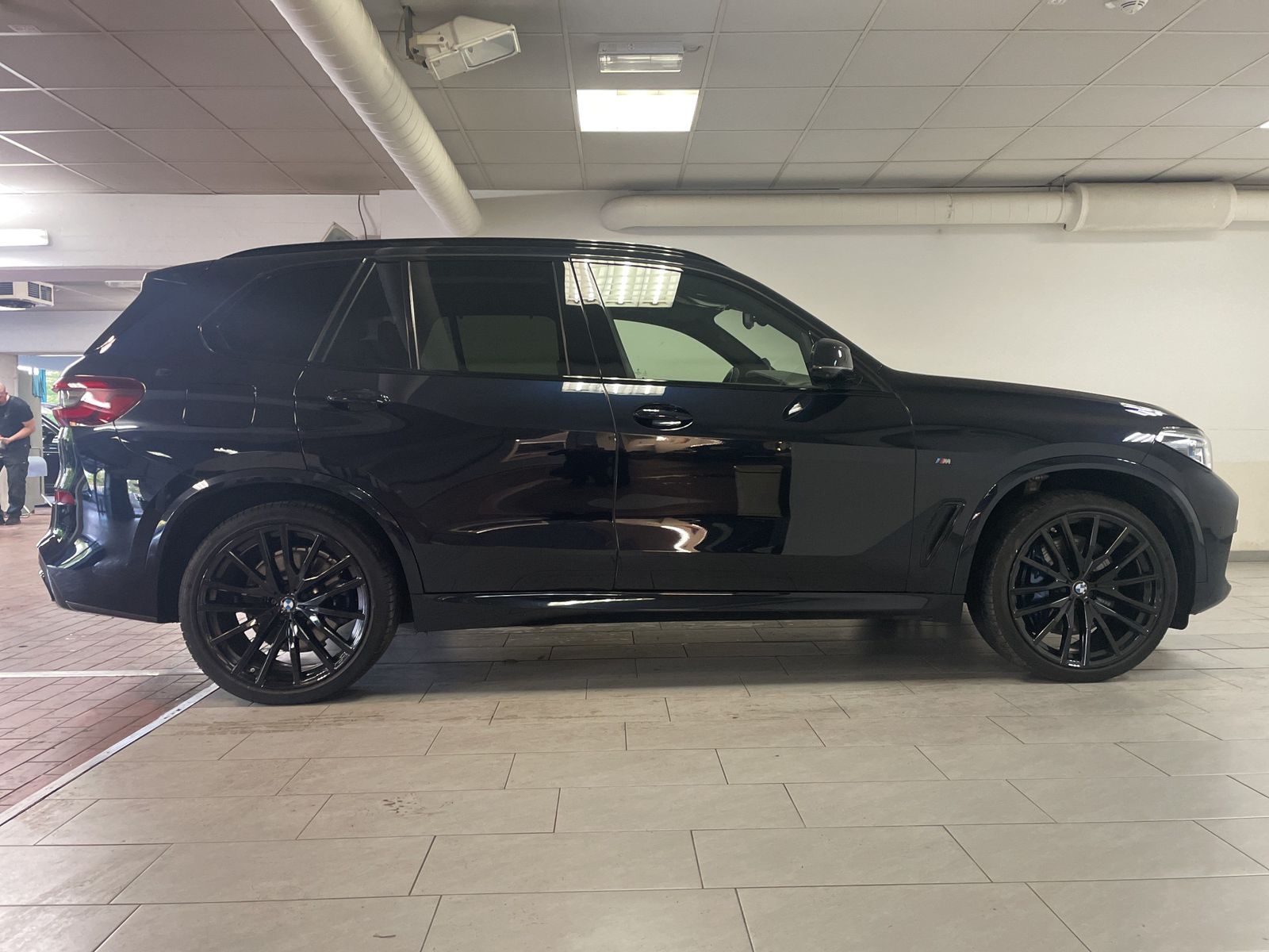 BMW X5 M50 2021 г. Чёрный, пробег 59778 км