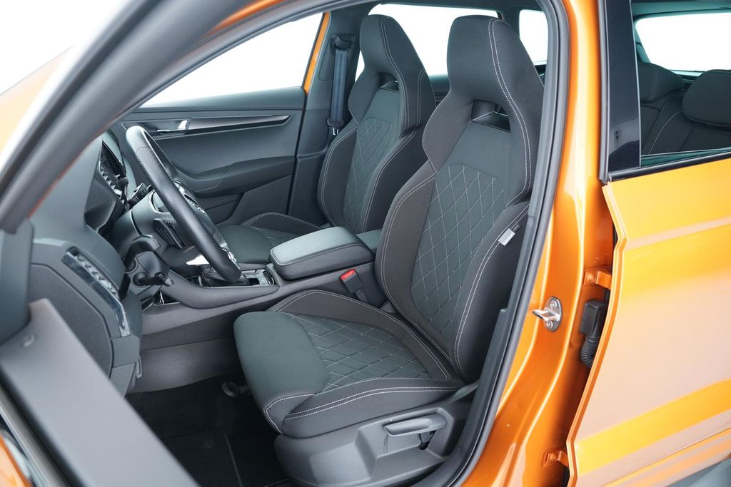 Skoda Karoq 2022 г. Оранжевый, пробег 42396 км