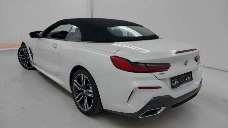 BMW M850 2025 г. Белый, пробег 33900 км