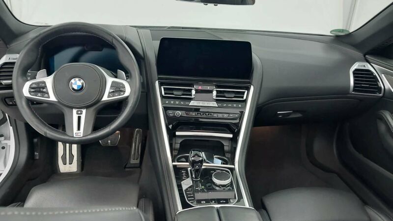 BMW M850 2025 г. Белый, пробег 33900 км