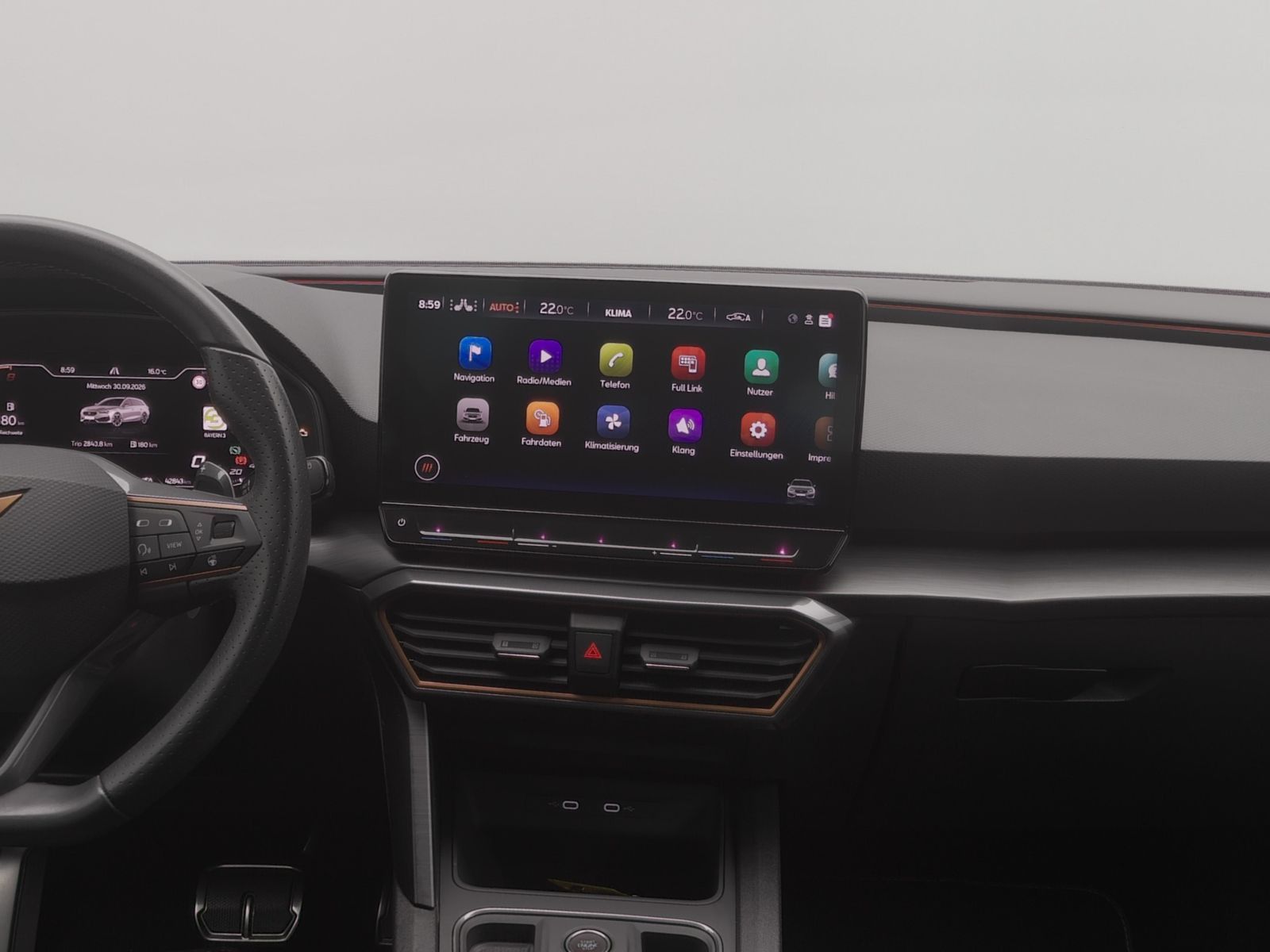 Cupra Leon 2023 г. Серый, пробег 43000 км