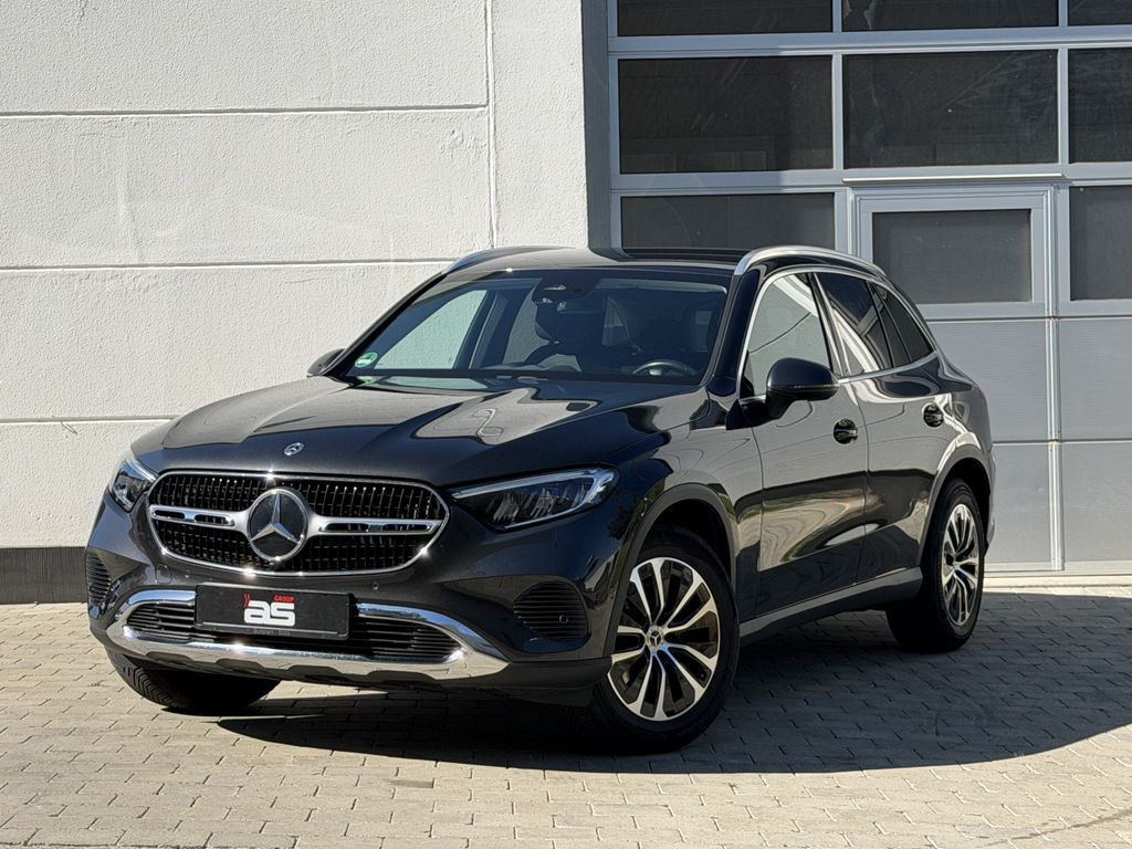 Mercedes-Benz GLC 200 2023 г. Серый, пробег 39900 км