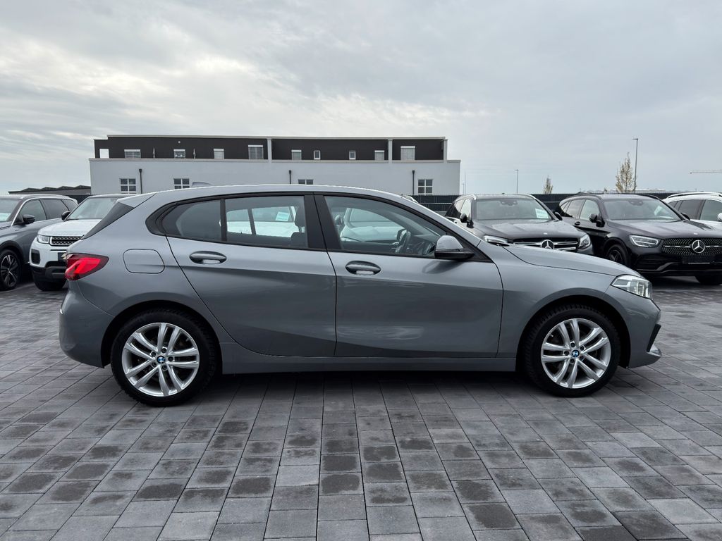 BMW 118 2023 г. Серый, пробег 37800 км