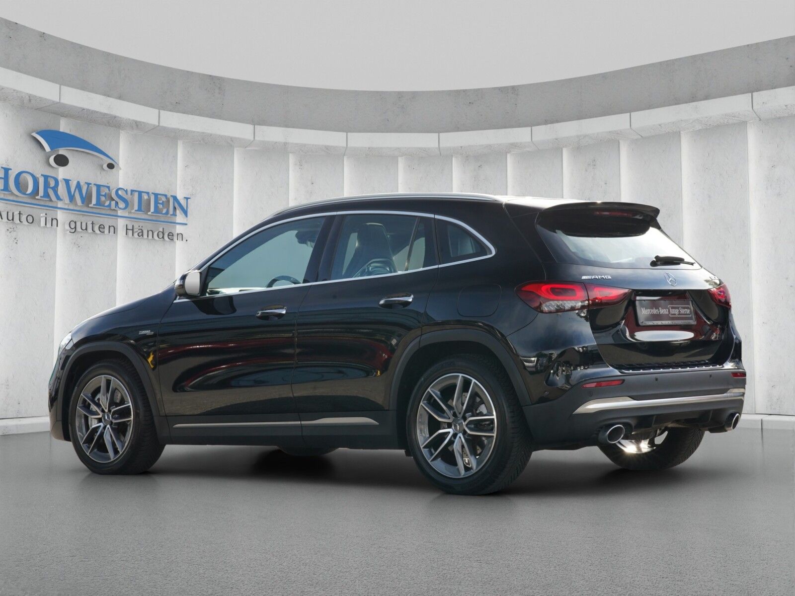 Mercedes-Benz GLA 35 AMG 2021 г. Чёрный, пробег 49890 км