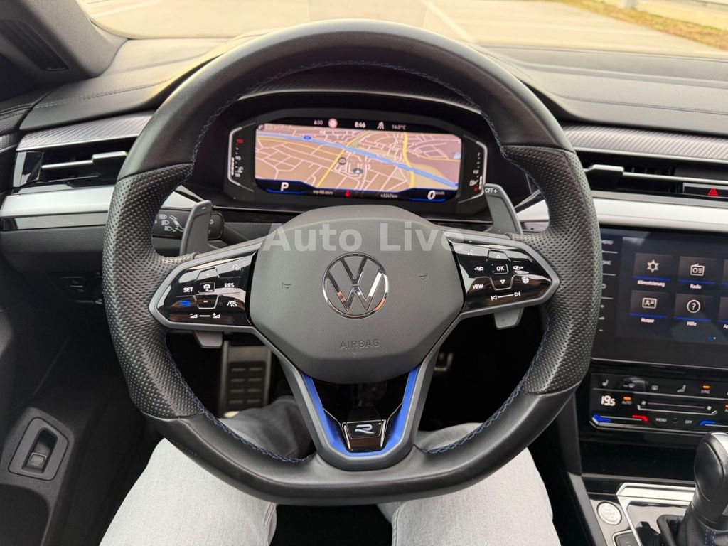 Volkswagen Arteon 2024 г. Белый, пробег 43300 км