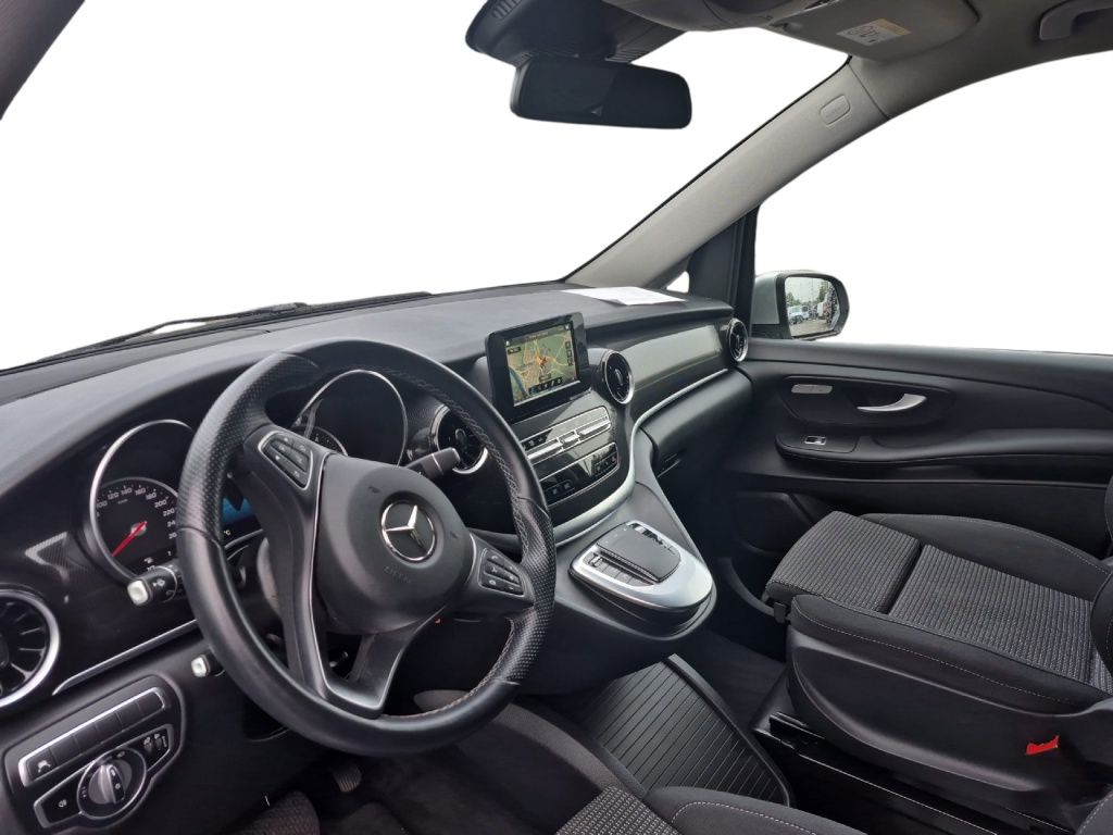 Mercedes-Benz V 250 2022 г. Серебристый, пробег 58330 км