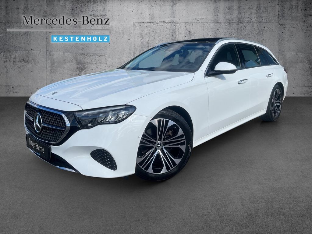 Mercedes-Benz E 220 2023 г. Белый, пробег 40400 км
