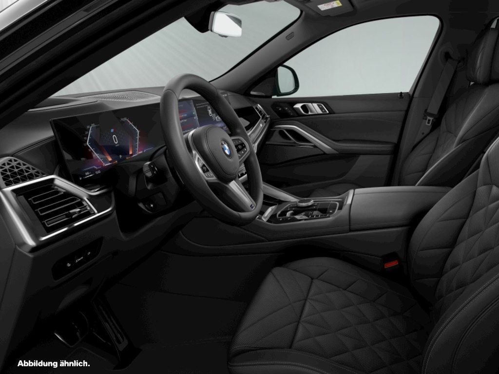 BMW X6 2025 г. Чёрный, пробег 18900 км