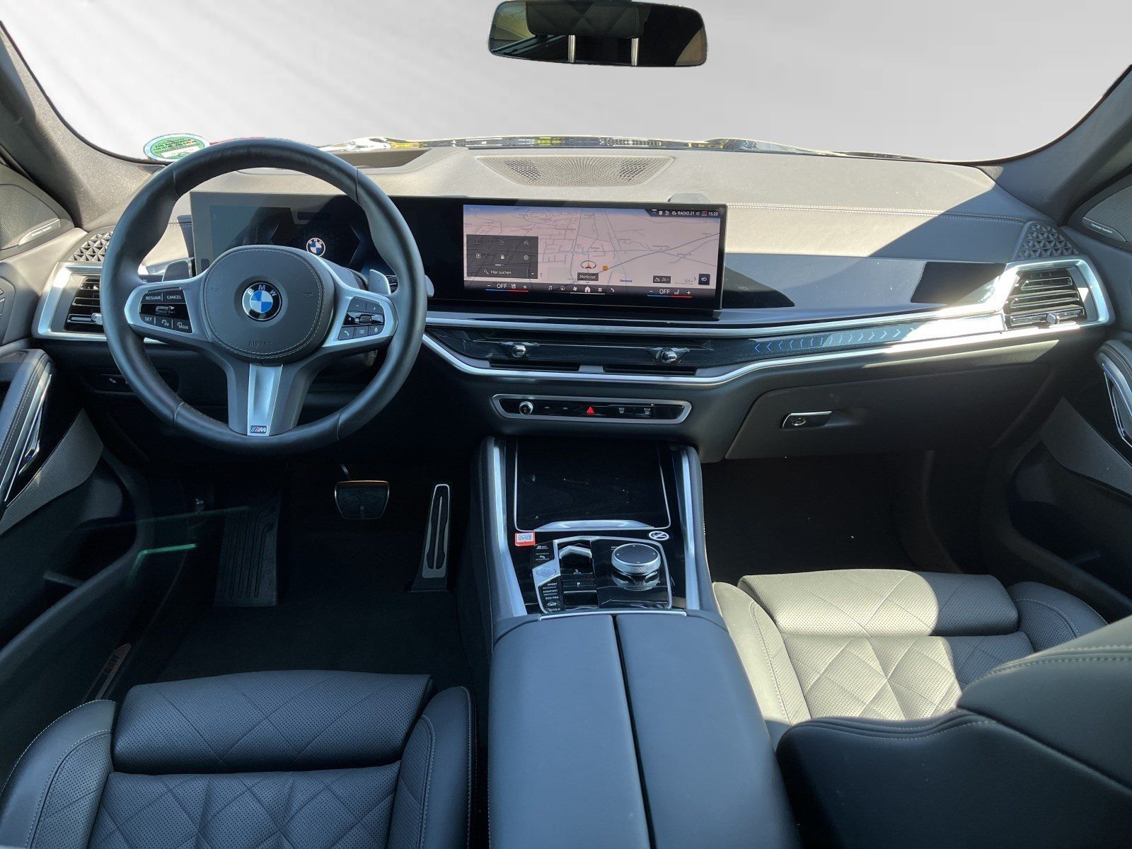 BMW X6 2025 г. Чёрный, пробег 18900 км