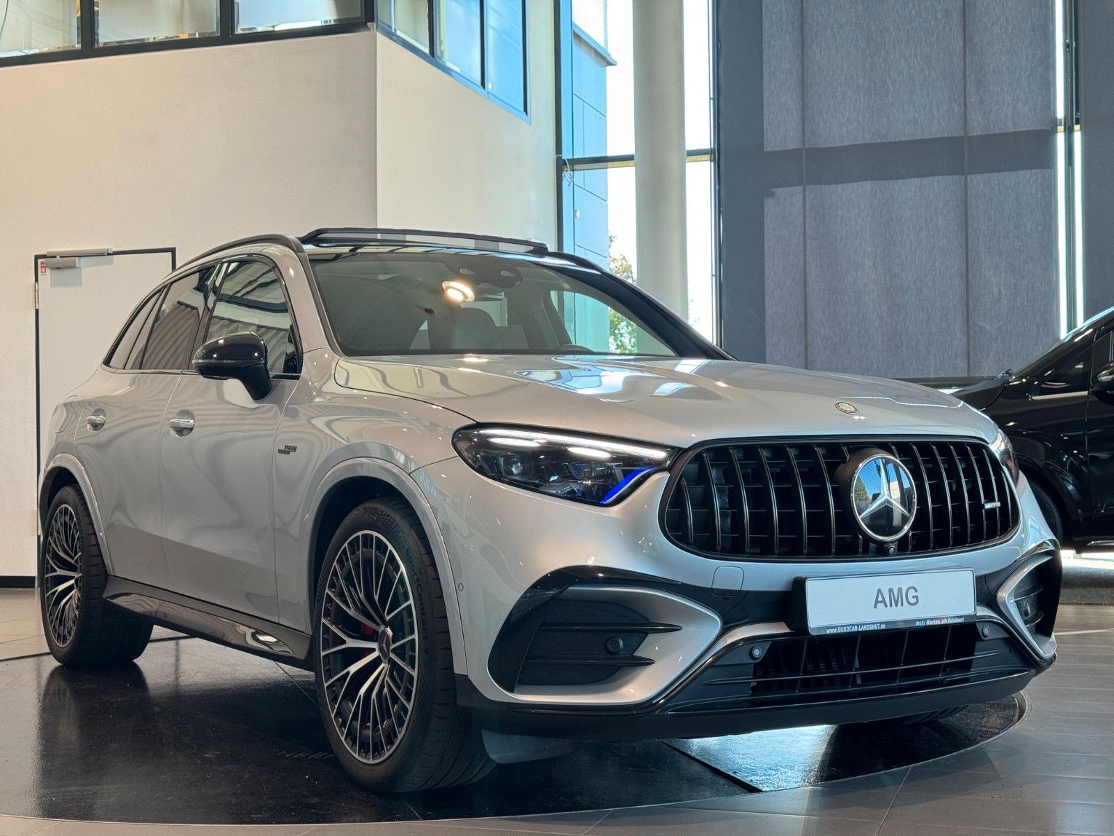 Mercedes-Benz GLC 43 AMG 2025 г. Серебристый, пробег 43736 км