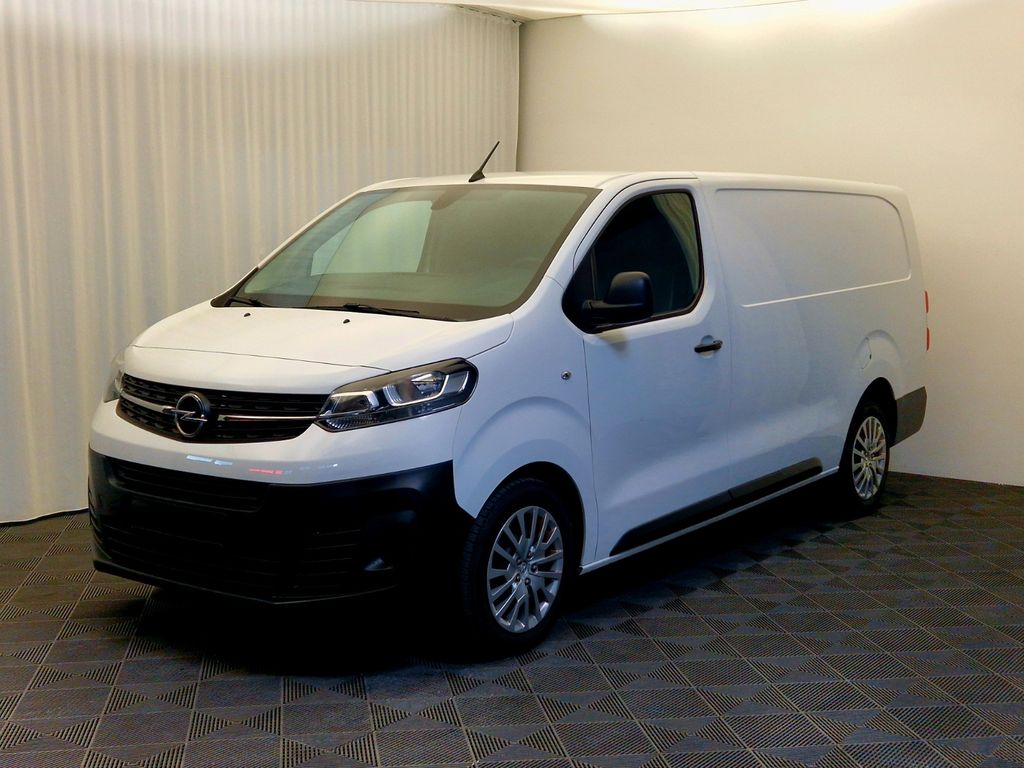 Opel Vivaro 2021 г. Белый, пробег 37000 км