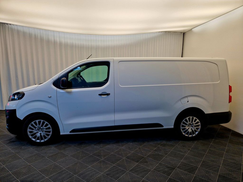 Opel Vivaro 2021 г. Белый, пробег 37000 км