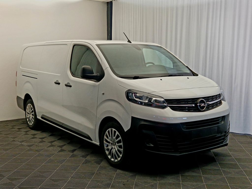 Opel Vivaro 2021 г. Белый, пробег 37000 км