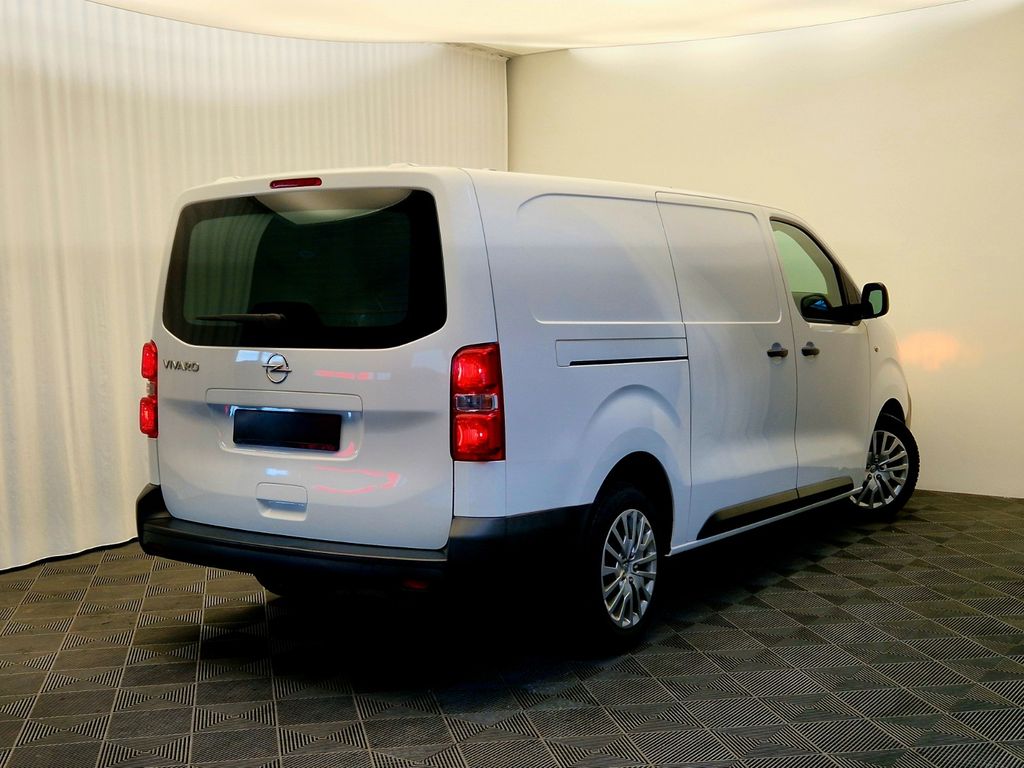 Opel Vivaro 2021 г. Белый, пробег 37000 км