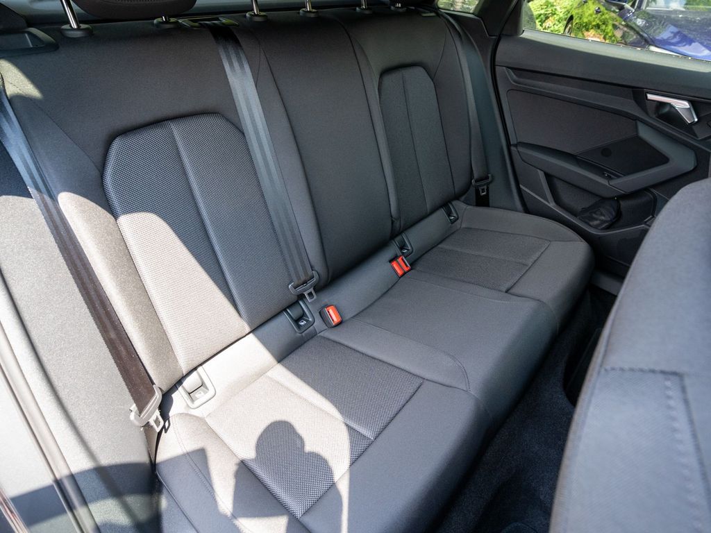 Audi A3 2023 г. Серый, пробег 58600 км