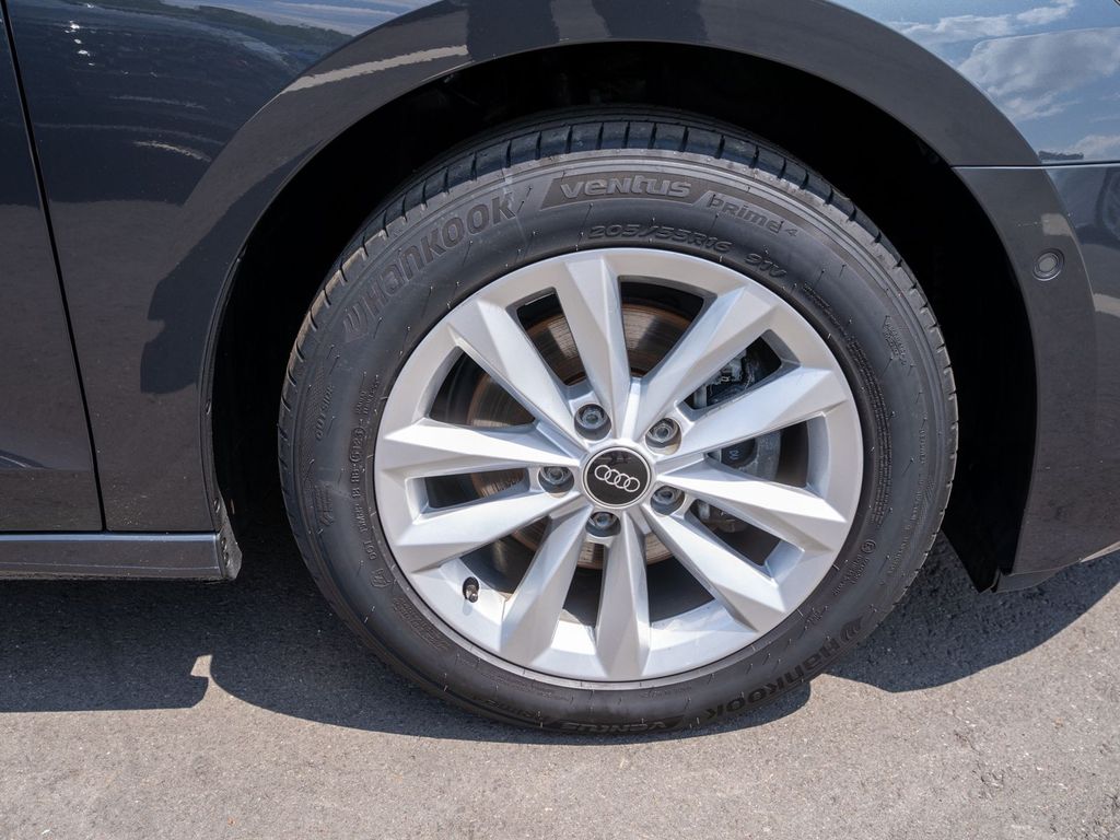 Audi A3 2023 г. Серый, пробег 58600 км