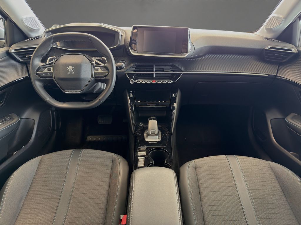 Peugeot 208 2021 г. Серый, пробег 47700 км