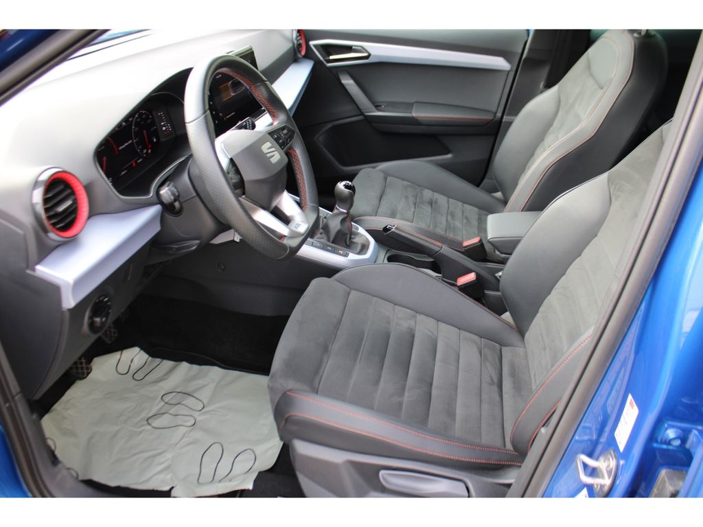 SEAT Arona 2021 г. Синий, пробег 56423 км