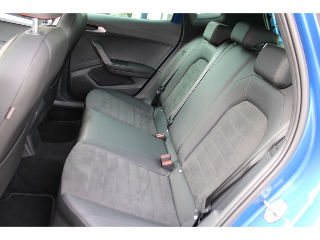 SEAT Arona 2021 г. Синий, пробег 56423 км