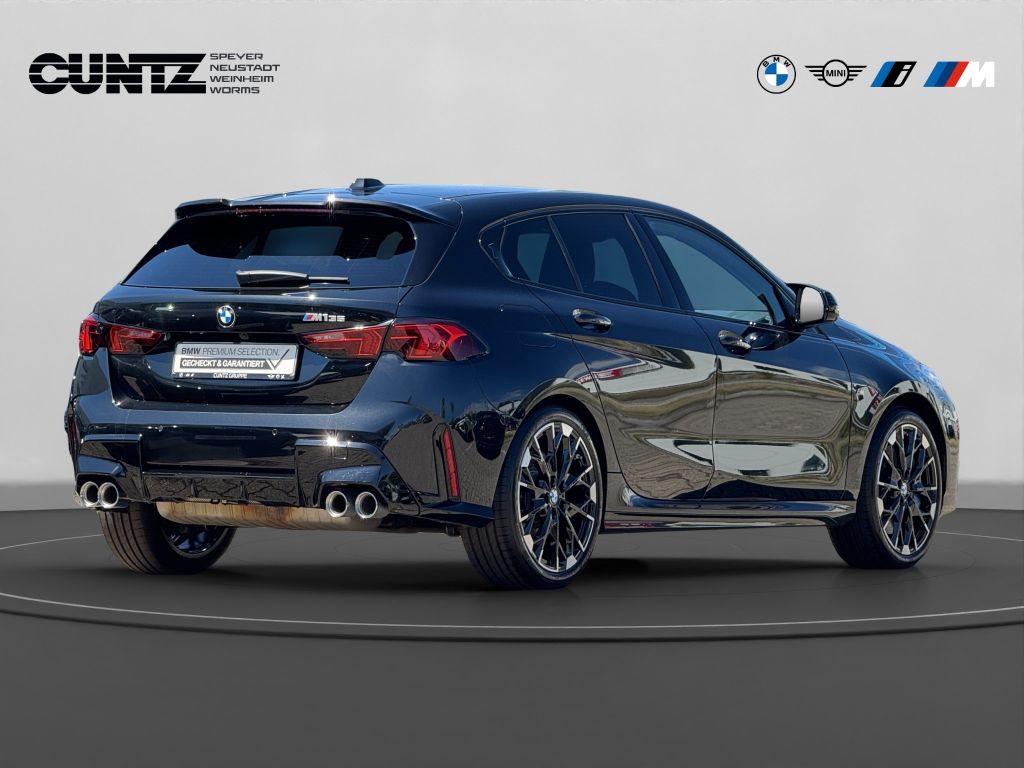 BMW M135 2025 г. Чёрный, пробег 21119 км