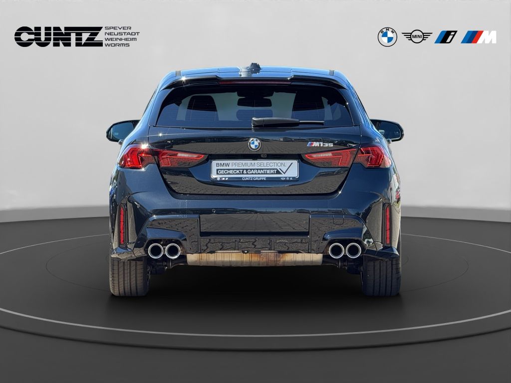 BMW M135 2025 г. Чёрный, пробег 21119 км