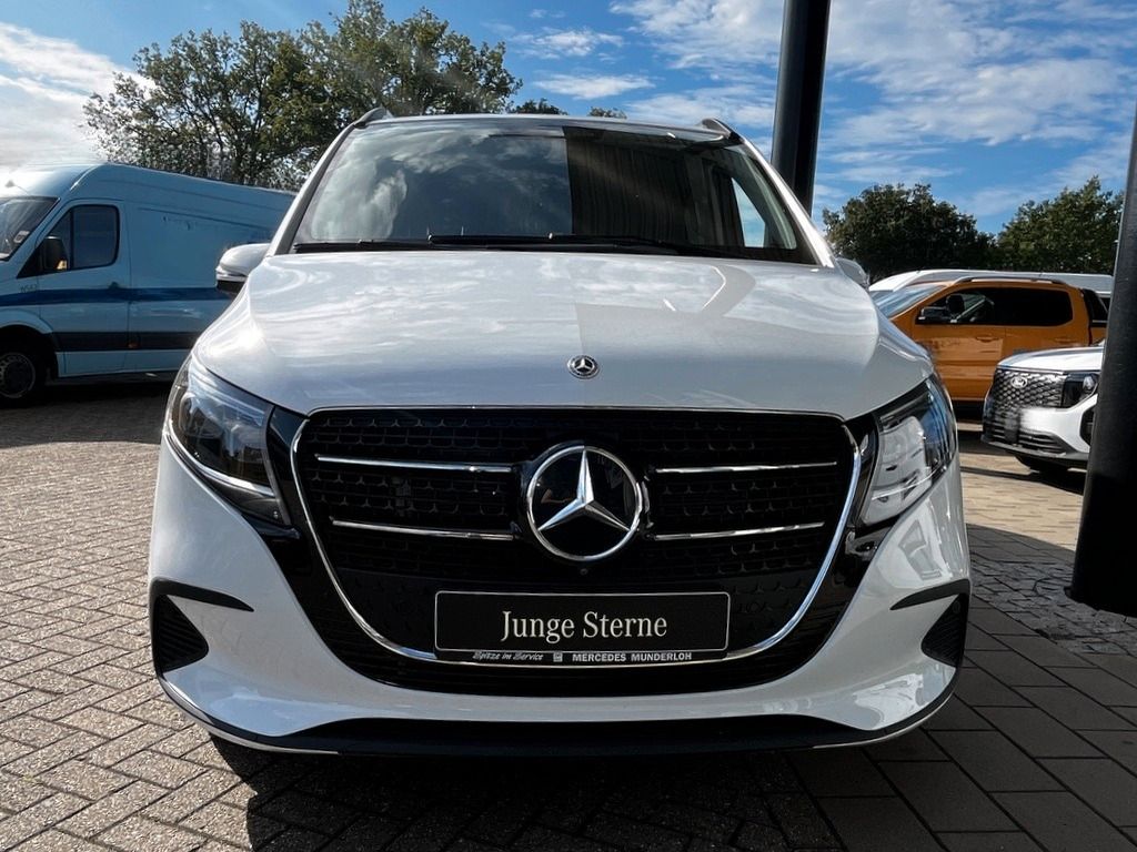 Mercedes-Benz V 220 2025 г. Белый, пробег 14611 км