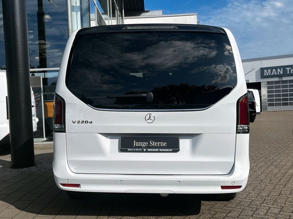 Mercedes-Benz V 220 2025 г. Белый, пробег 14611 км