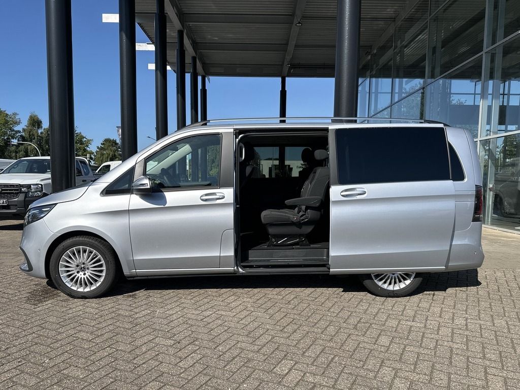 Mercedes-Benz V 220 2024 г. Серебристый, пробег 18318 км