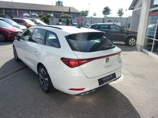 SEAT Leon 2022 г. Белый, пробег 53745 км