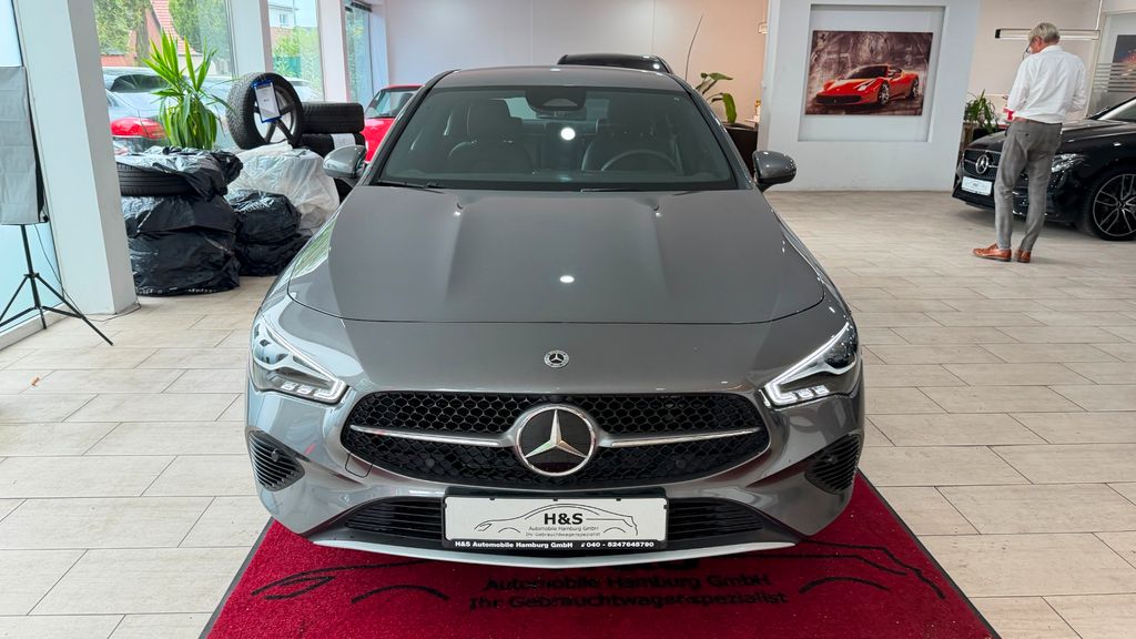 Mercedes-Benz CLA 180 2024 г. Серый, пробег 14222 км