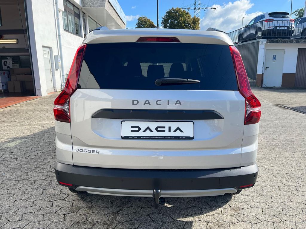 Dacia Jogger 2022 г. Серебристый, пробег 52000 км
