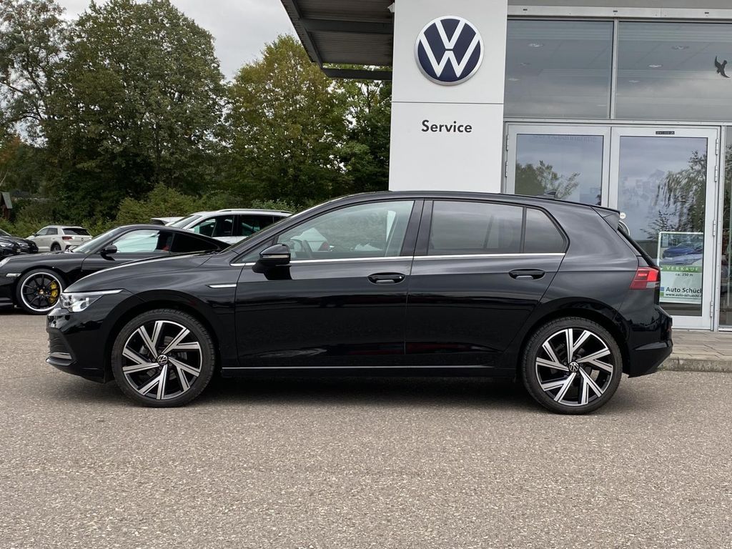 Volkswagen Golf 2024 г. Чёрный, пробег 13719 км