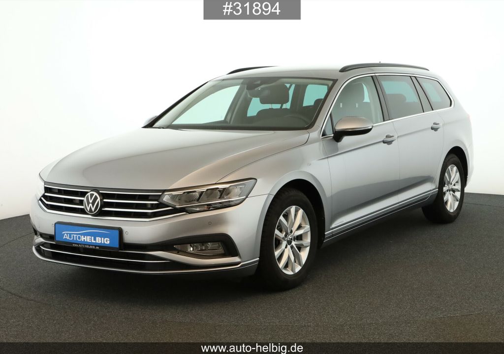 Volkswagen PASSAT VARIANT 2024 г. Серебристый, пробег 26671 км