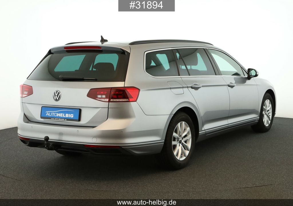 Volkswagen PASSAT VARIANT 2024 г. Серебристый, пробег 26671 км
