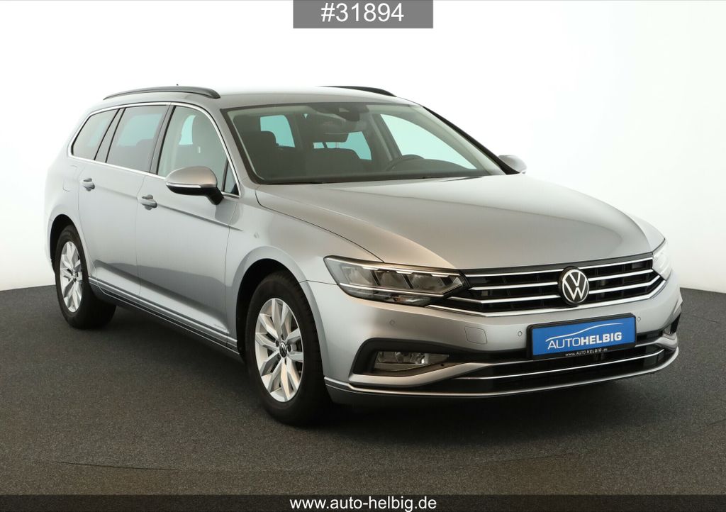 Volkswagen PASSAT VARIANT 2024 г. Серебристый, пробег 26671 км