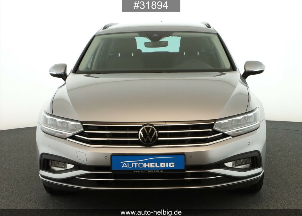 Volkswagen PASSAT VARIANT 2024 г. Серебристый, пробег 26671 км