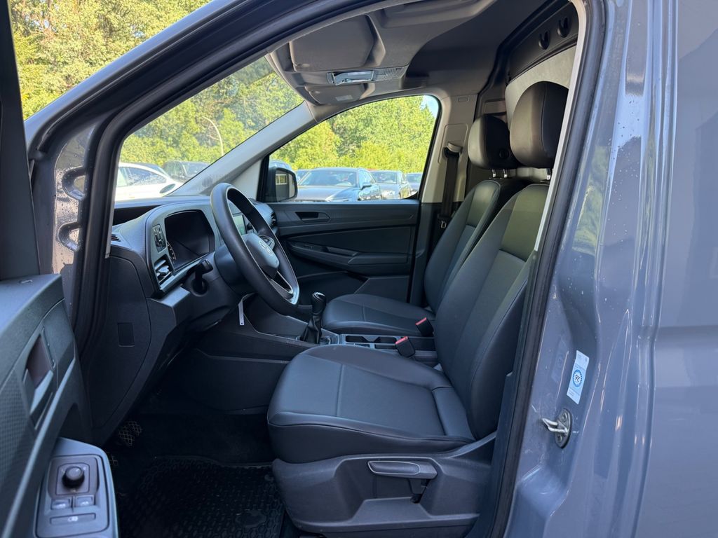 Volkswagen CADDY MAXI 2021 г. Серый, пробег 60000 км
