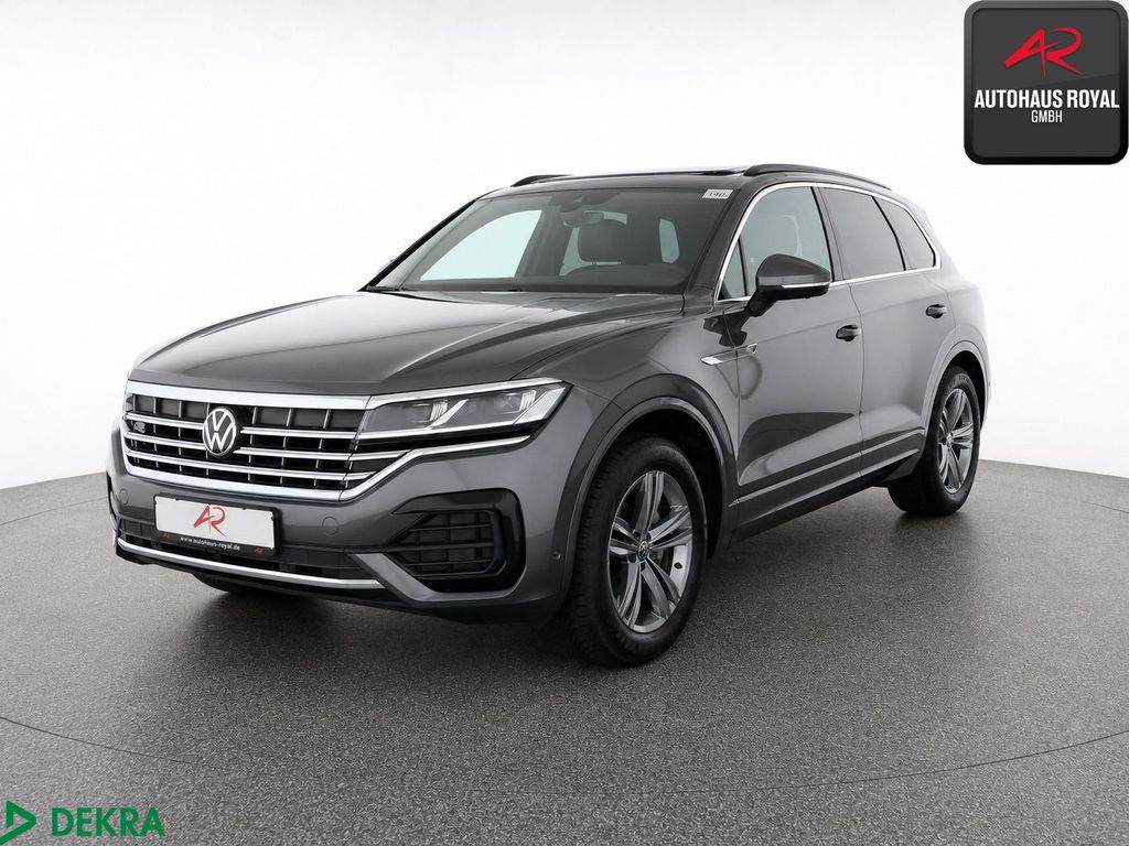 Volkswagen Touareg 2023 г. Серый, пробег 44737 км