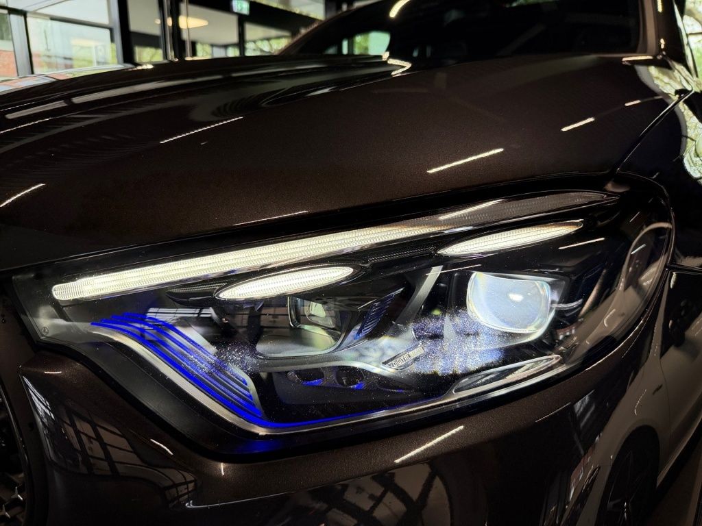 Mercedes-Benz GLC 300 2024 г. Серый, пробег 52997 км